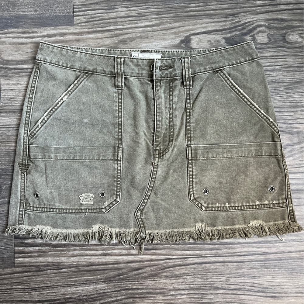 Free People Army Green Raw Hem Distressed Denim Cargo Mini Skirt - Picture 3 of 10